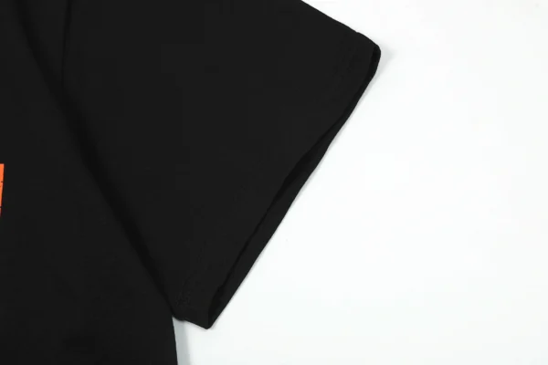 26584_4 Friends Tee Black Purple