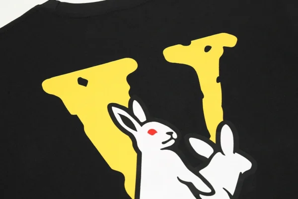 Rabbit Print Tee