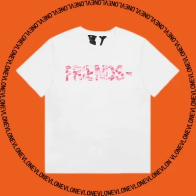 Friends Kiss Mark Pink